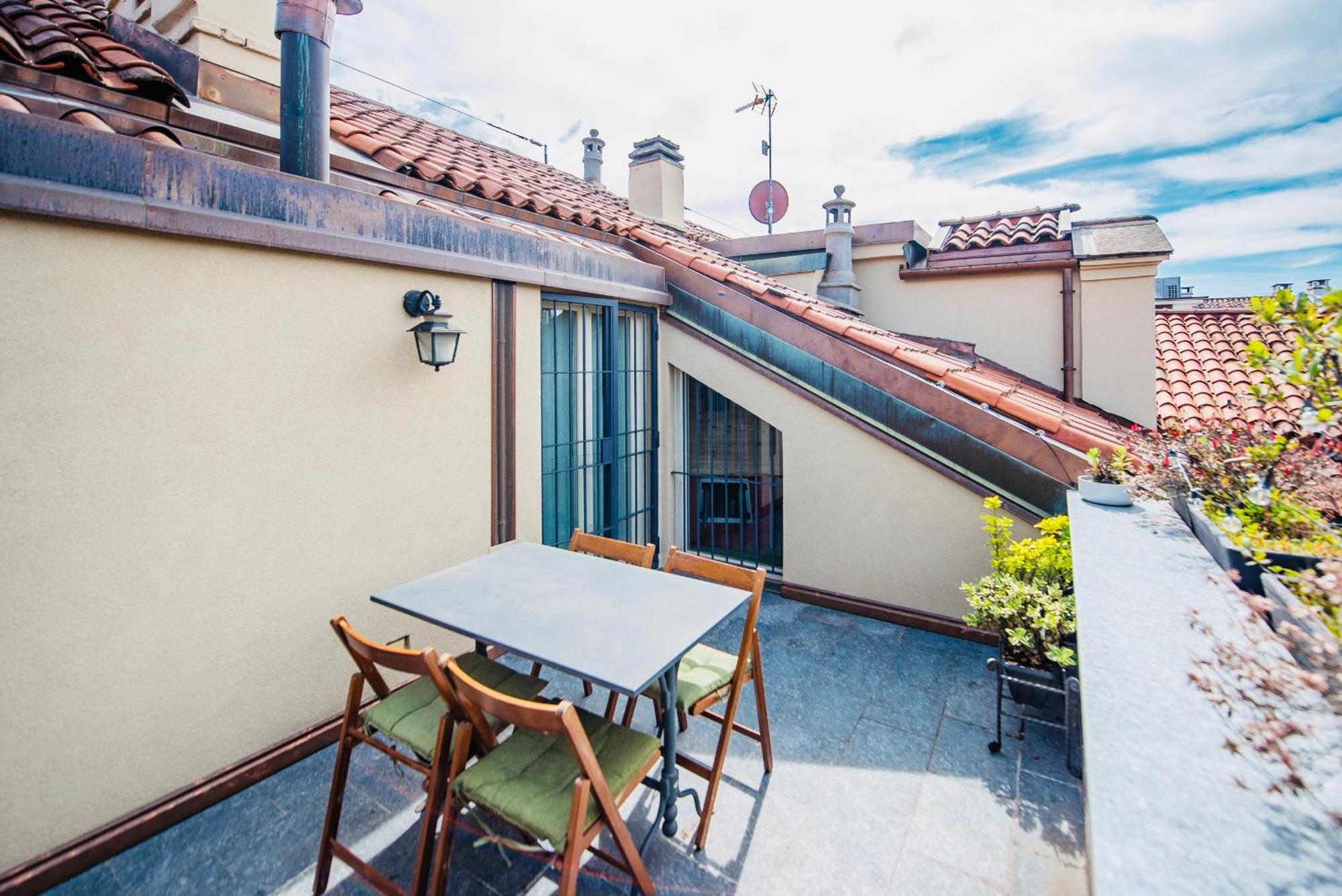 Ferienwohnung House With Terrace Turin Exterior foto